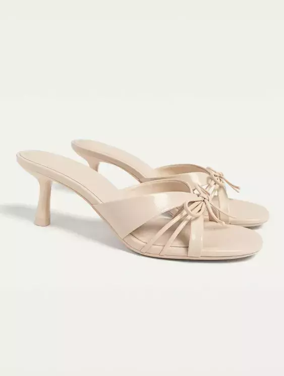 Elegantní pantofle na podpatku, Stradivarius, 699 Kč