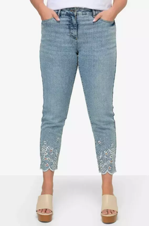 Slim džíny s výšivkou, MIAMODA, 1 799 Kč