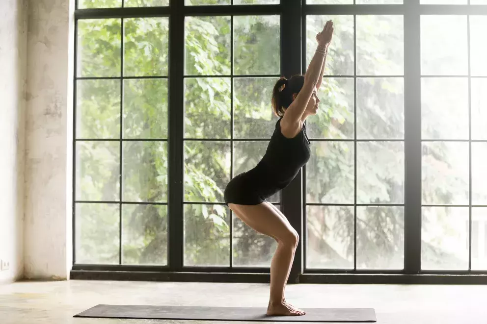 jogová pozice židle