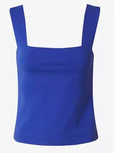 Skutečné dámy milují minimalismus. Jak se po 50 oblékat jednoduše a přitom efektně? Vyberte si levné kousky z naší galerie