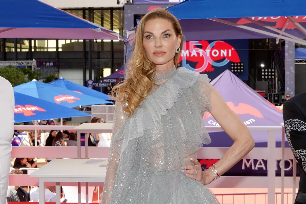 Otěhotněla mladá a život se s ní nemazlil. Topmodelka Pavlína Němcová bojovala o syna dlouhých dvanáct let