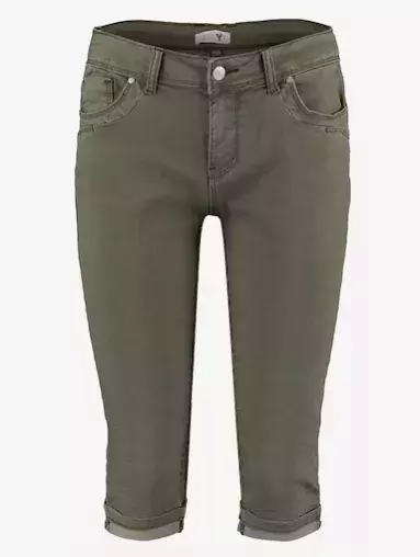 Capri kalhoty jako must have kousek, bez kterého se letos na jaře rozhodně neobejdete