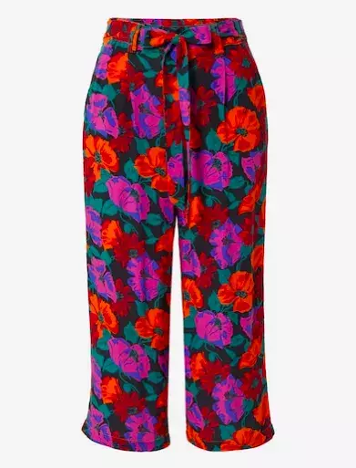 Capri kalhoty jako must have kousek, bez kterého se letos na jaře rozhodně neobejdete