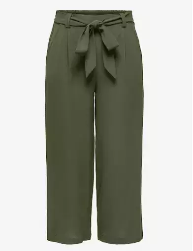 Capri kalhoty jako must have kousek, bez kterého se letos na jaře rozhodně neobejdete