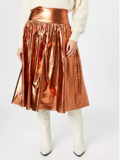 Módní inspirace z Milána: Co nosí ženy na ulicích módní mekky? Odvážné kombinace, výrazné doplňky a osobitý styl – inspirujte se italskou módou