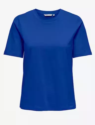 Džíny, tenisky, blejzr, triko: Čtyři kousky oblečení, které unosíte kamkoliv a v jakémkoli věku. Stačí zvolit ty správné 