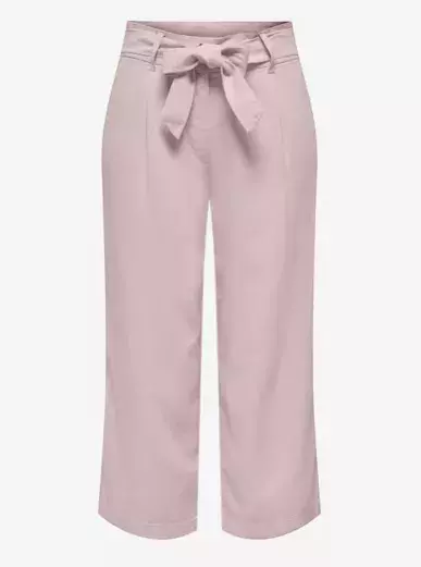 Capri kalhoty jako must have kousek, bez kterého se letos na jaře rozhodně neobejdete