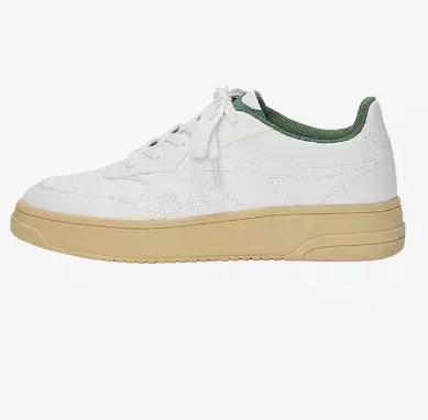 Jarní obnova šatníku: Jak na to s omezeným rozpočtem? Tipy a triky, jak osvěžit svůj šatník bez velkých výdajů – ideální pro ženy, které chtějí vypadat skvěle a zároveň šetřit