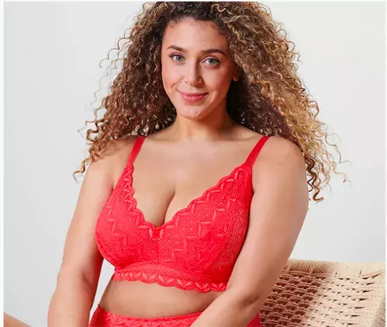 <p>Měkká podprsenka, Tchibo, 399 Kč (cena ve slevě)</p>
