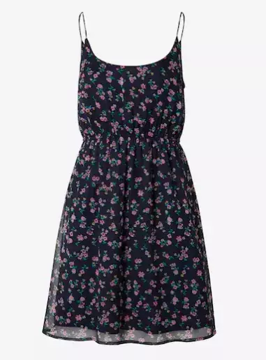 To nejhorší, co si po 60 můžete obléci - tyhle kousky byste měly ze šatníku vyřadit, vypadaly byste směšně