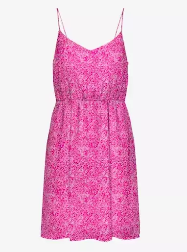 To nejhorší, co si po 60 můžete obléci - tyhle kousky byste měly ze šatníku vyřadit, vypadaly byste směšně