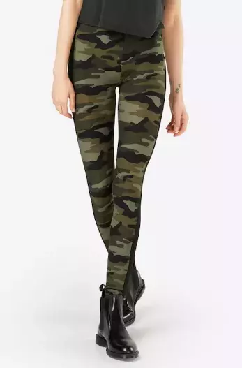 To nejhorší, co si po 60 můžete obléci - tyhle kousky byste měly ze šatníku vyřadit, vypadaly byste směšně