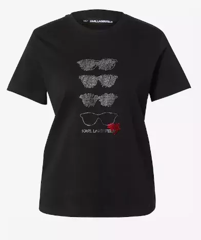 To nejhorší, co si po 60 můžete obléci - tyhle kousky byste měly ze šatníku vyřadit, vypadaly byste směšně