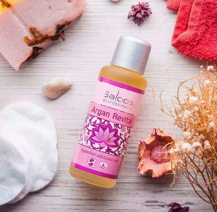 Šetrný hydrofilní čisticí olej 