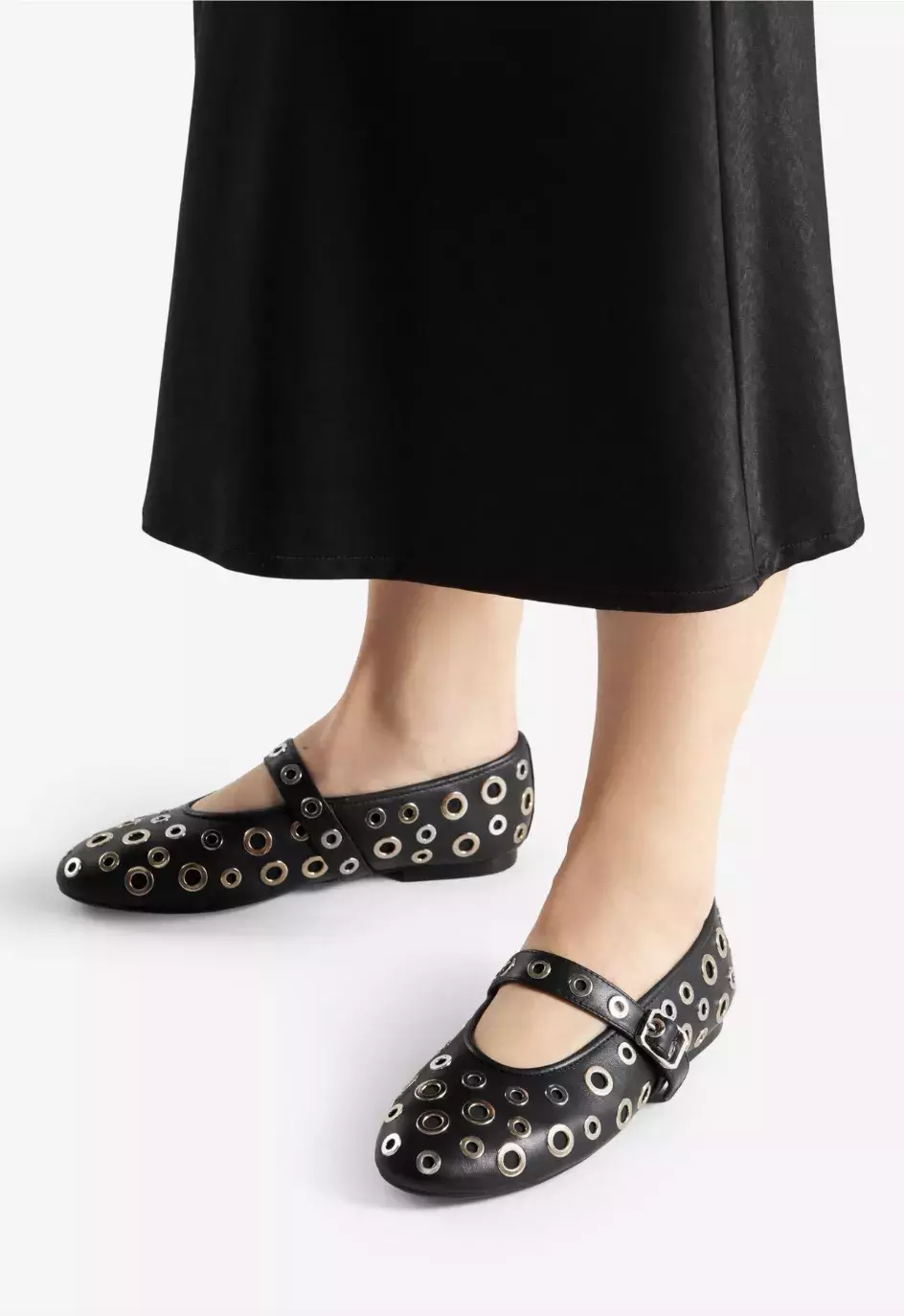 baleríny s kovovými detaily