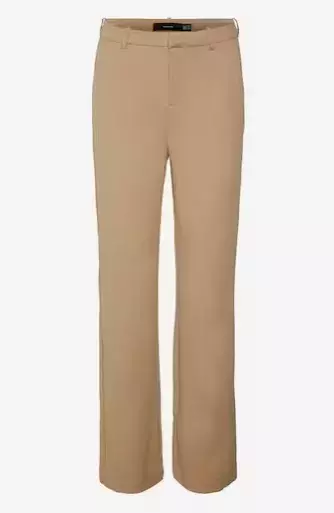 Francouzský šik bez námahy: Jak se oblékat jako Pařížanka po padesátce