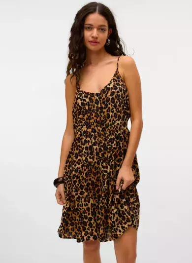 Módní inspirace z Milána: Co nosí ženy na ulicích módní mekky? Odvážné kombinace, výrazné doplňky a osobitý styl – inspirujte se italskou módou