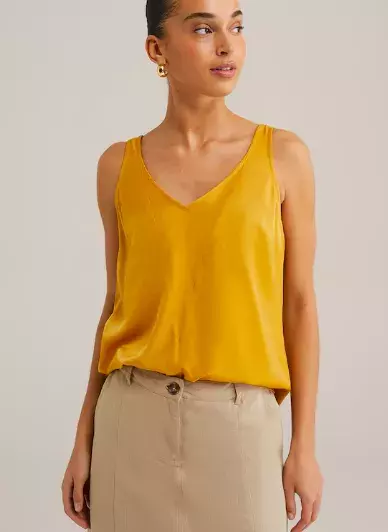 Módní inspirace z Milána: Co nosí ženy na ulicích módní mekky? Odvážné kombinace, výrazné doplňky a osobitý styl – inspirujte se italskou módou