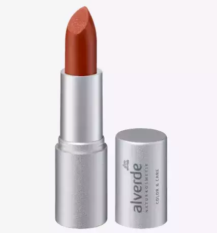 Barvy rtěnek, které rozjasní obličej a zvednou náladu. Podle čeho je vybírat? Rozhoduje věk, odstín pleti i váš styl