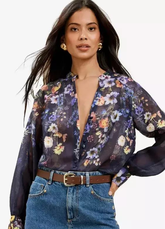 Květovaná blůza, Lipsy, 1 640 Kč