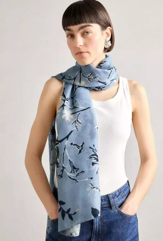 Modrý šátek, Anna Field, 288 Kč