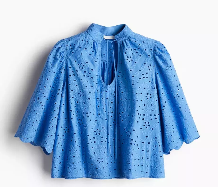 Halenka s madeirou, H&M, 669 Kč