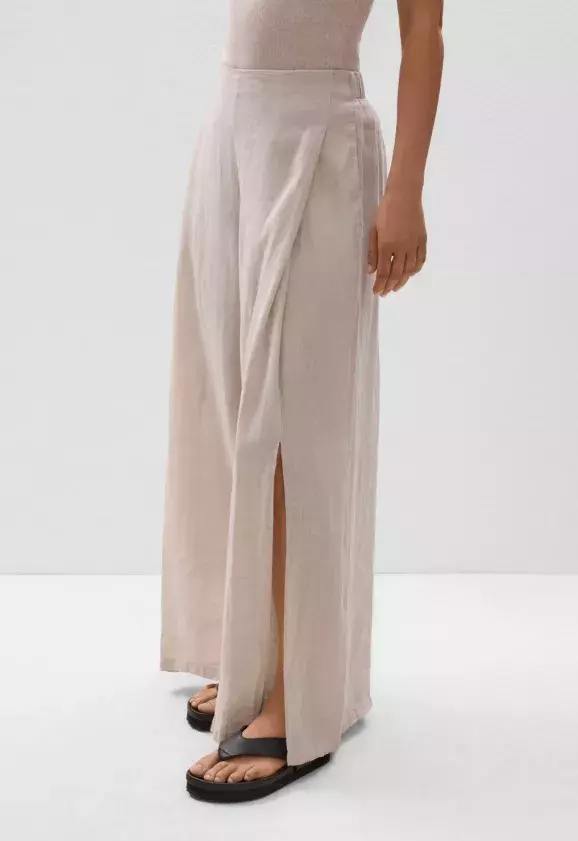 Mušelínové kalhoty, OYSHO, 1 599 Kč