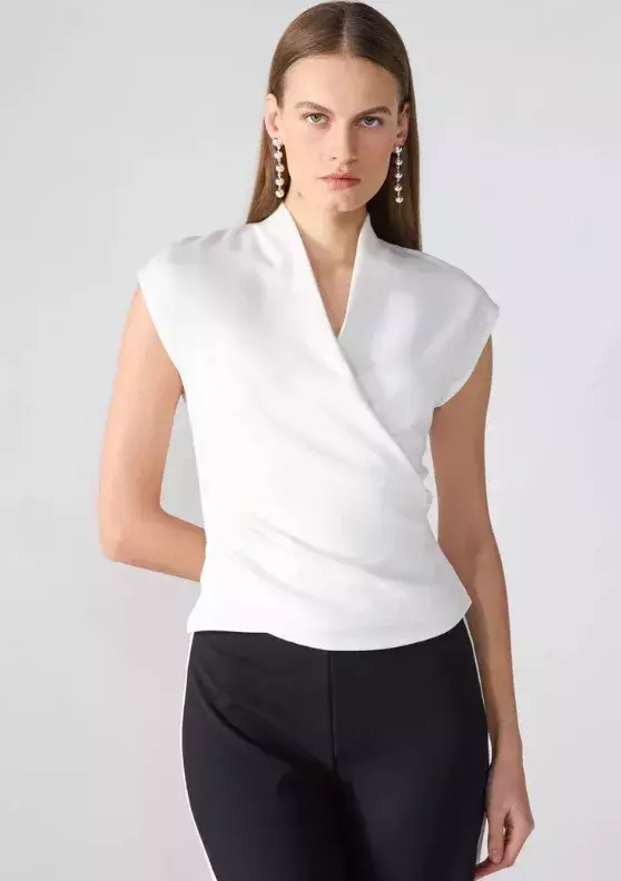 Minimalistický top, Anna Field, 600 Kč