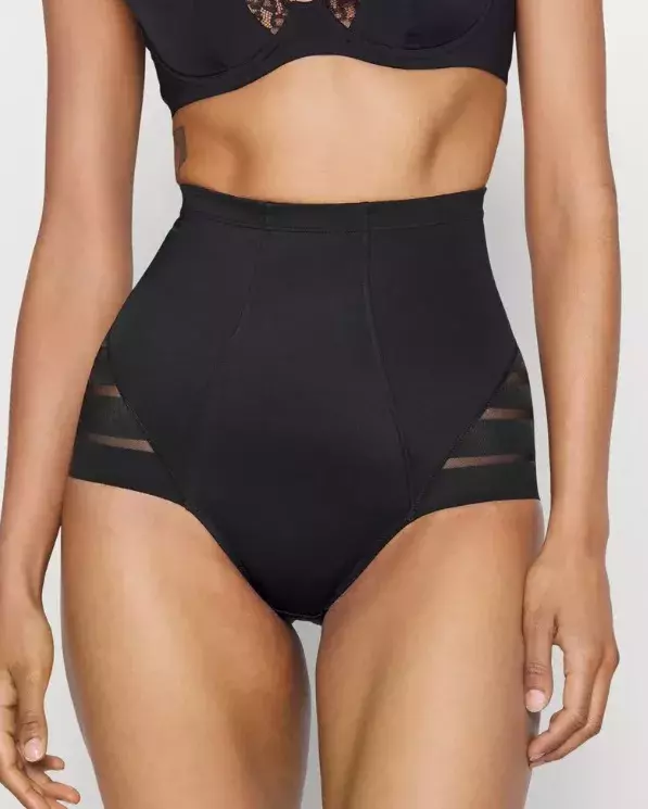 Stahující kalhotky s postranním zdobením, DIM, 760 Kč