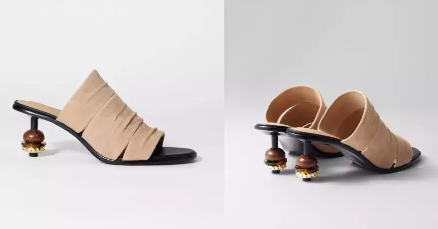 Kožené pantofle s korálky, H&M, 4 190 Kč