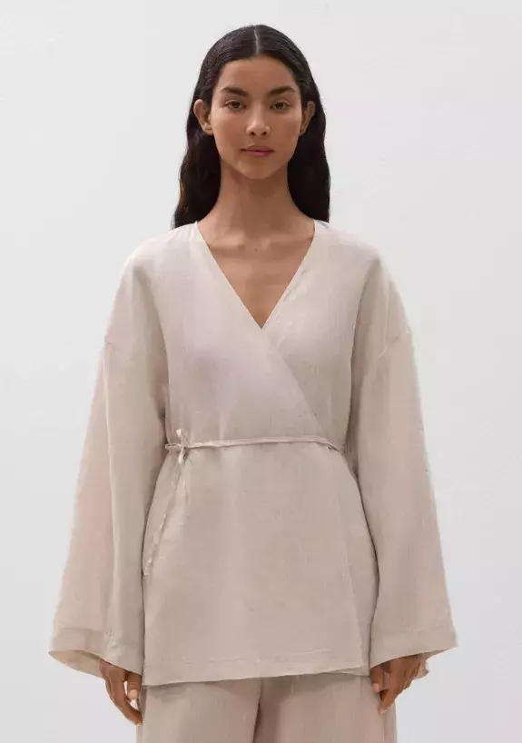 Přírodní blůza, OYSHO, 1 599 Kč