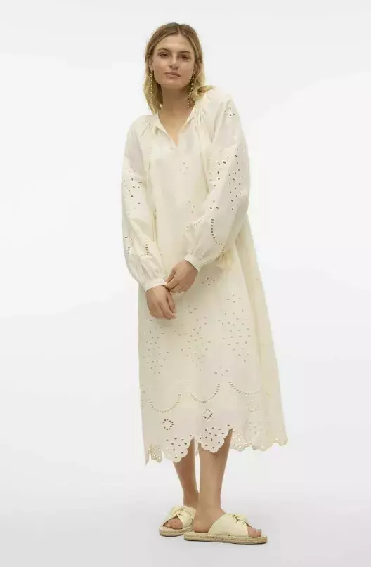 Šaty s madeirou, Vero Moda, 1 899 Kč