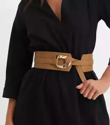 Korzetový pásek s výraznou sponou, Bonprix, 599 Kč