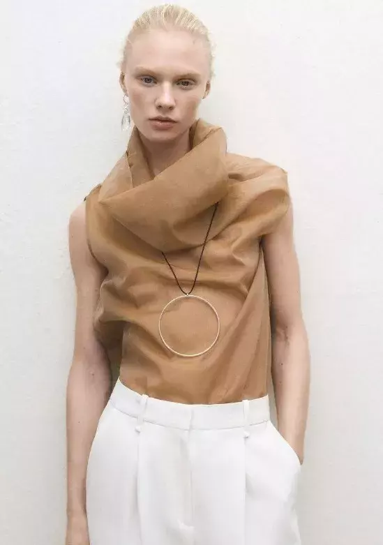 Módní blůza, Mango, 2 299 Kč