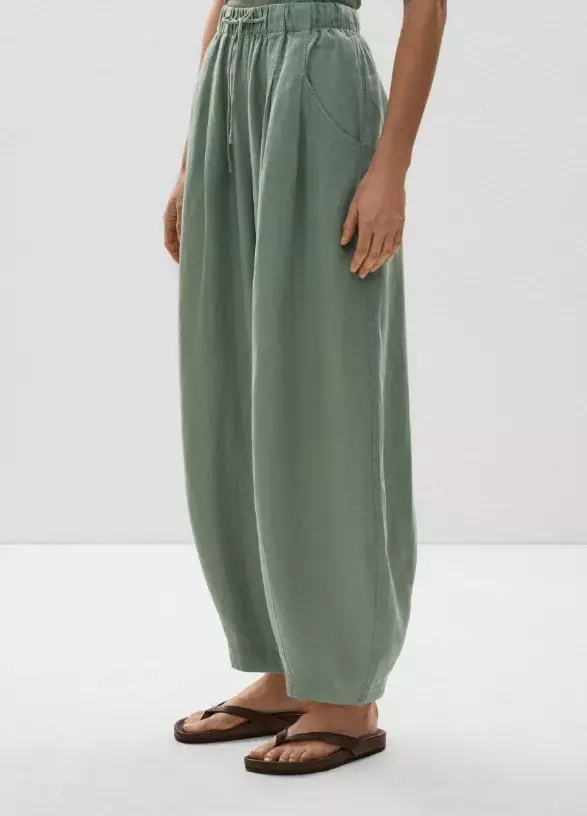 Mušelínové kalhoty, OYSHO, 1 599 Kč