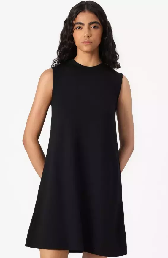 Malé černé, Aware, 1 080 Kč