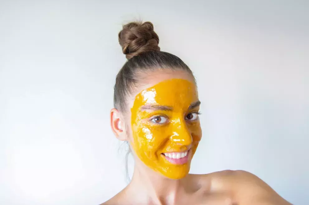kurkumová maska na pleť