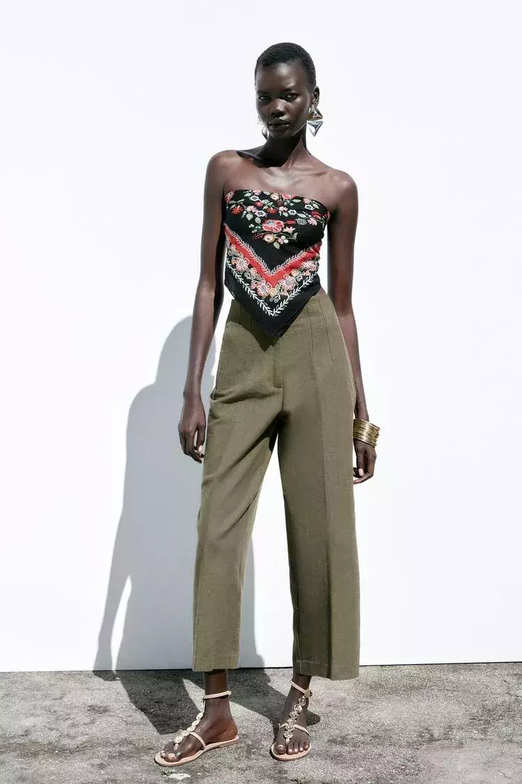 Kalhoty s vysokým pasem