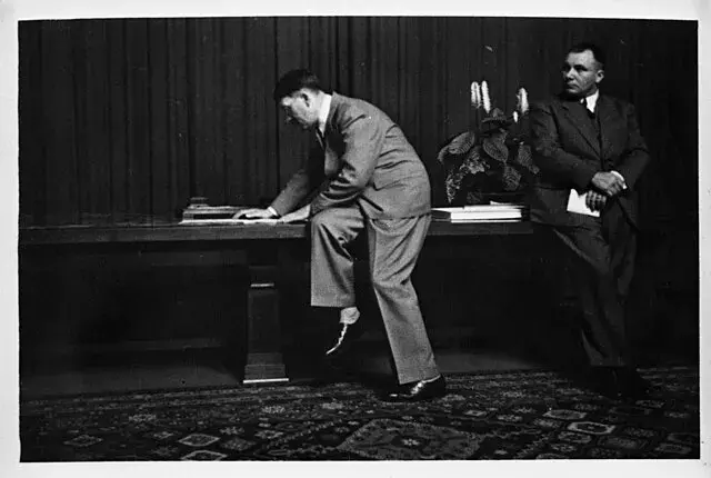 Martin Bormann s Adolfem Hitlerem