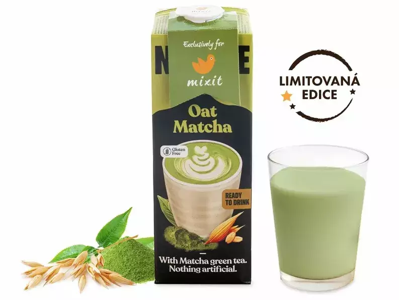 ovesný nápoj Matcha