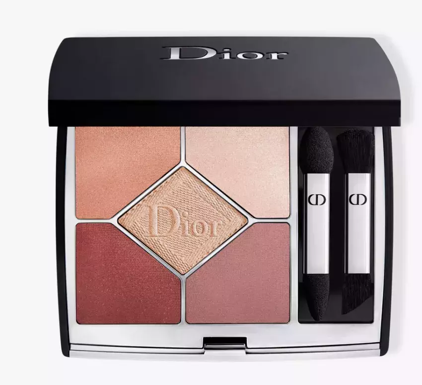 <p>Paletka očních stínů Diorshow 5 Couleurs Couture Velvet Limited Edition, 1080 Kč</p>
