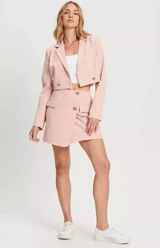 Blejzr do pasu, CALLI, 2 039 Kč