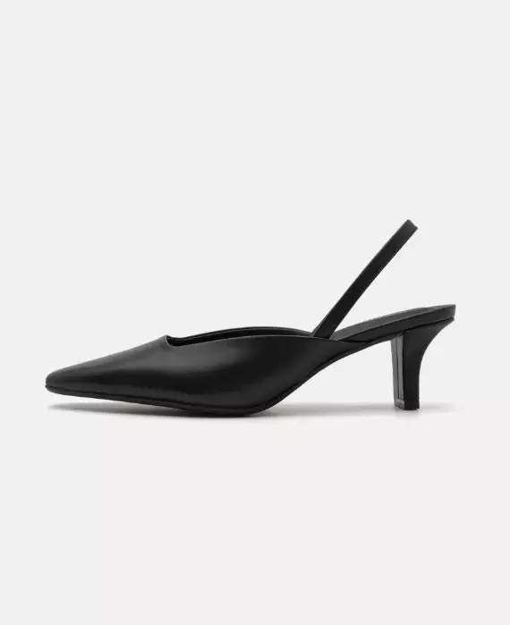 Černé lodičky, Calvin Klein, 1 796 Kč