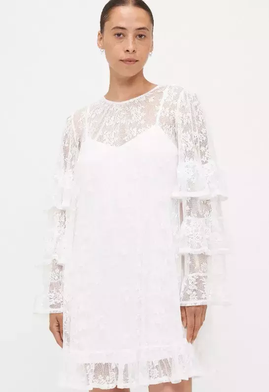 Krajkové volánové šaty, Vero Moda, 1 560 Kč