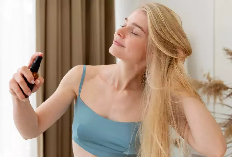 pleťová mlha do vlasů