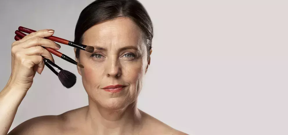 líčení zralých žen