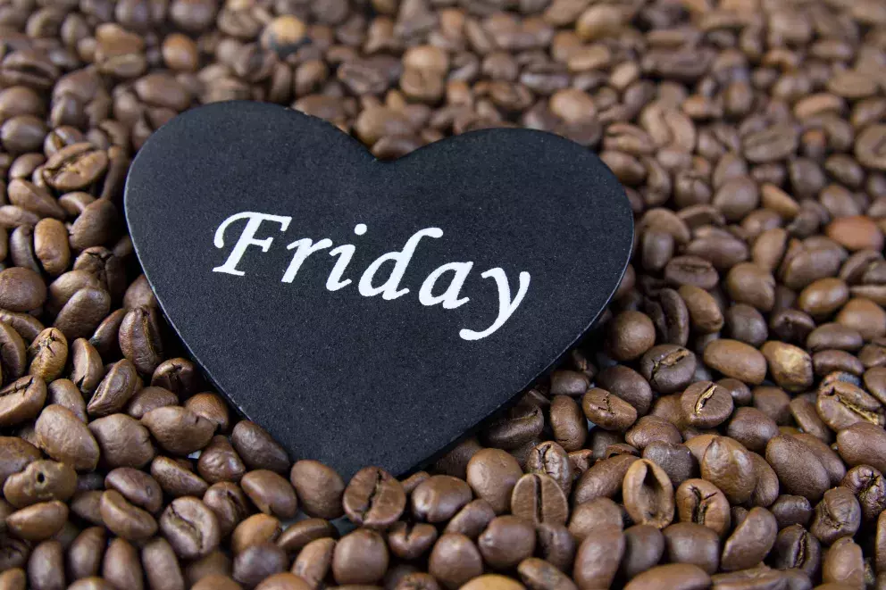 <p><strong>13. června – pátek</strong><br />
Začíná se dostavovat první úleva. Den přeje uvědoměním, která jdou více do hloubky. Co vypadalo jako chaos, dostává jasnější kontury. Můžete si uvědomit, co už vám neslouží, a začít se od toho vědomě odpoutávat.</p>
