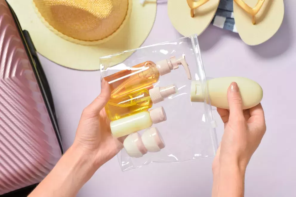 cestovní balení kosmetiky