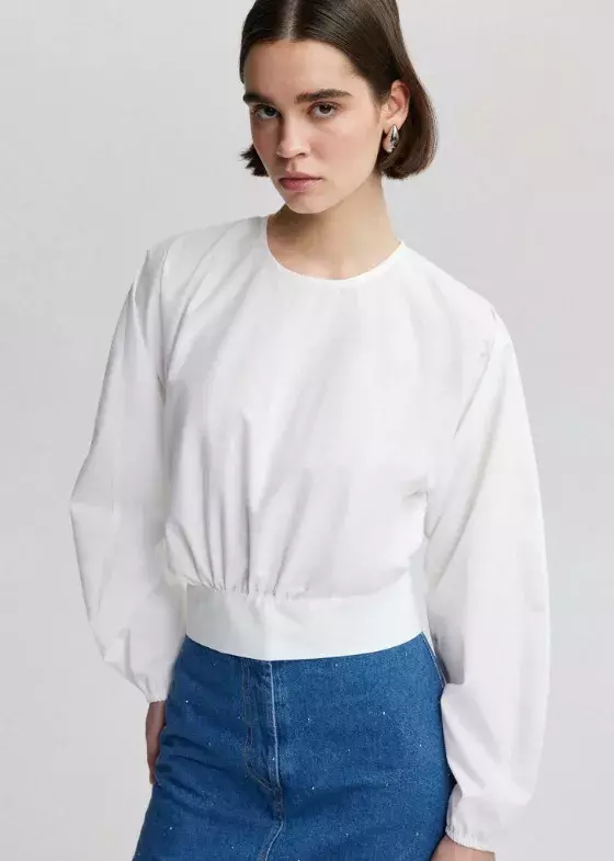 Bílá halenka, Touché Privé, 1 361 Kč