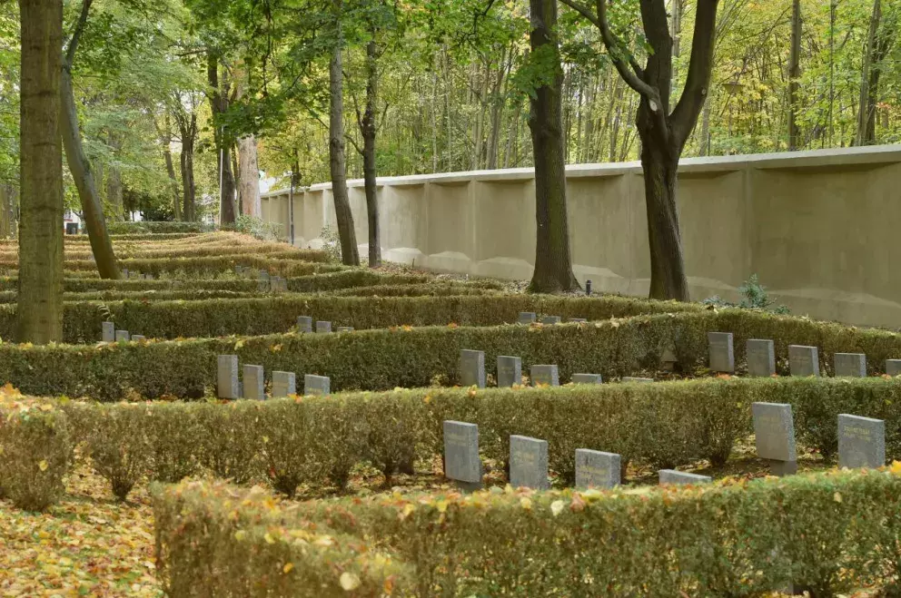 Ďáblický hřbitov